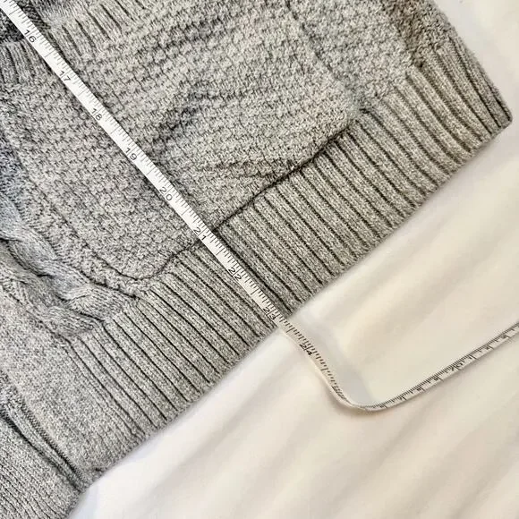 Hollister Gray Cable Knit Cardigan Women’s Medium Chunky Cotton Cozy Coastal - Picture 13 of 15